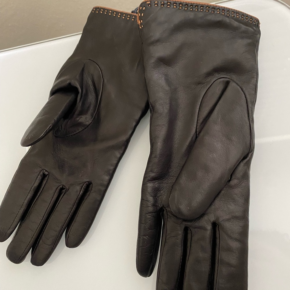 Coach women’s leather gloves